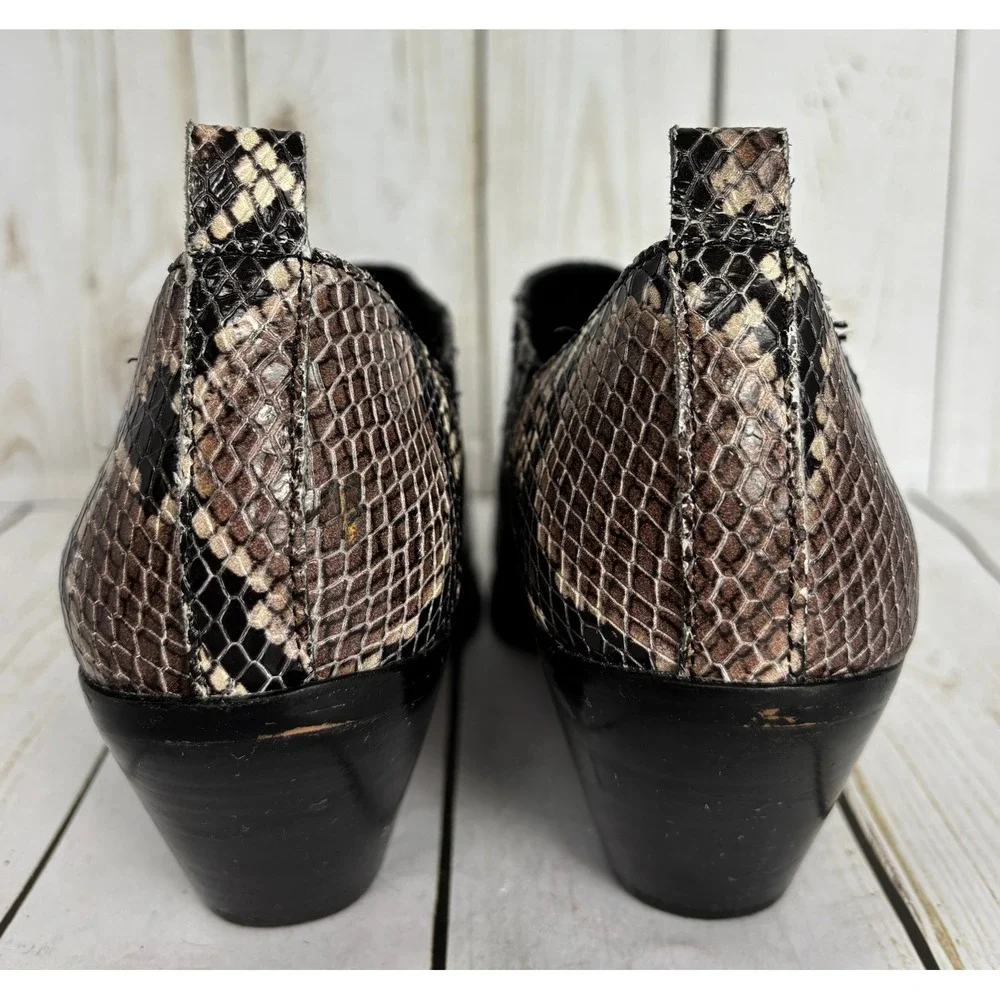 Vince Camuto Snake Print‎ Western Booties Block Heel Pointed Toe Ankle Boots 7M